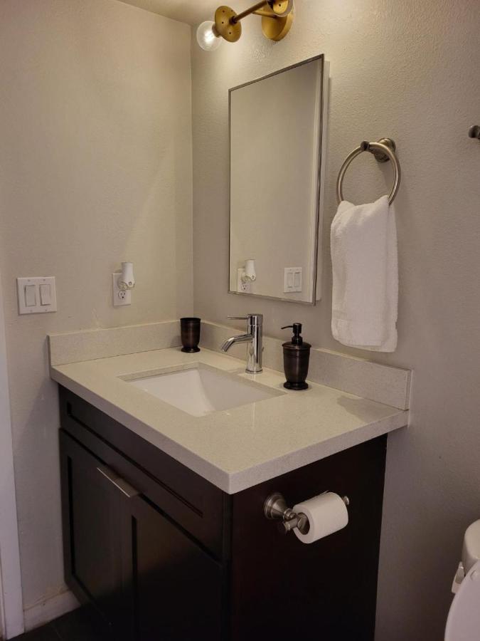 Your Phoenix Cozy Home Away From Home! Exterior photo