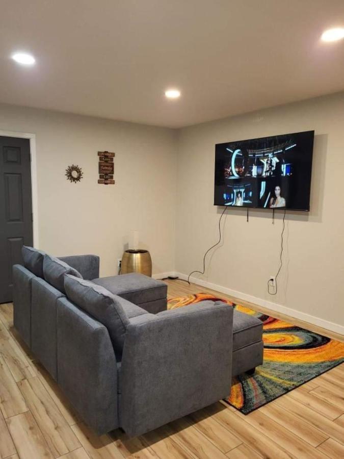 Your Phoenix Cozy Home Away From Home! Exterior photo